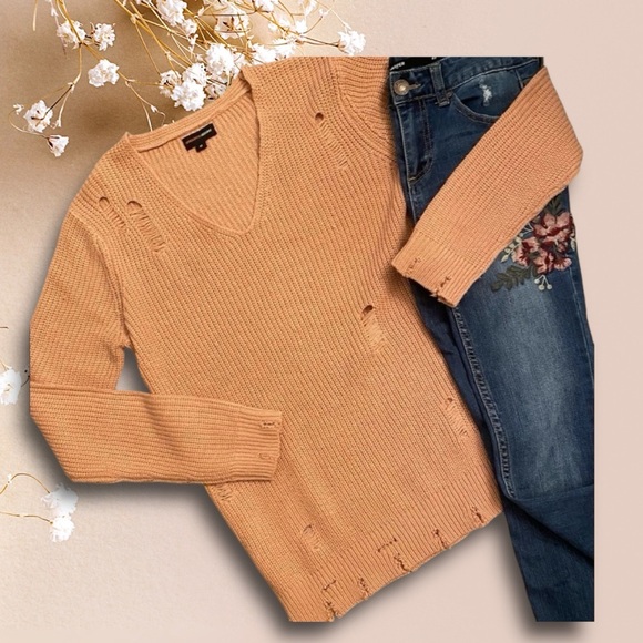 Distressed V Neck Sweater - Picture 2 of 12